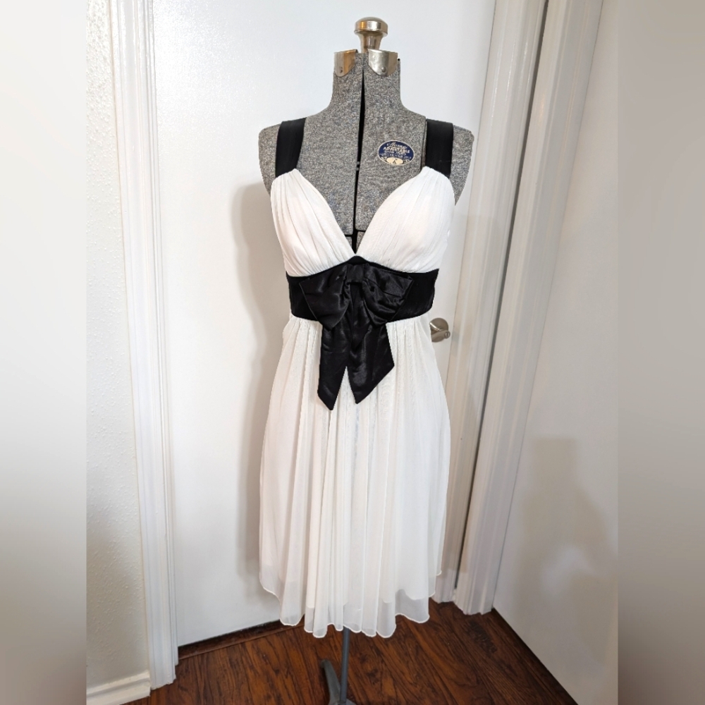 Speechless Ivory & Black Satin Dress Formal - Size Small